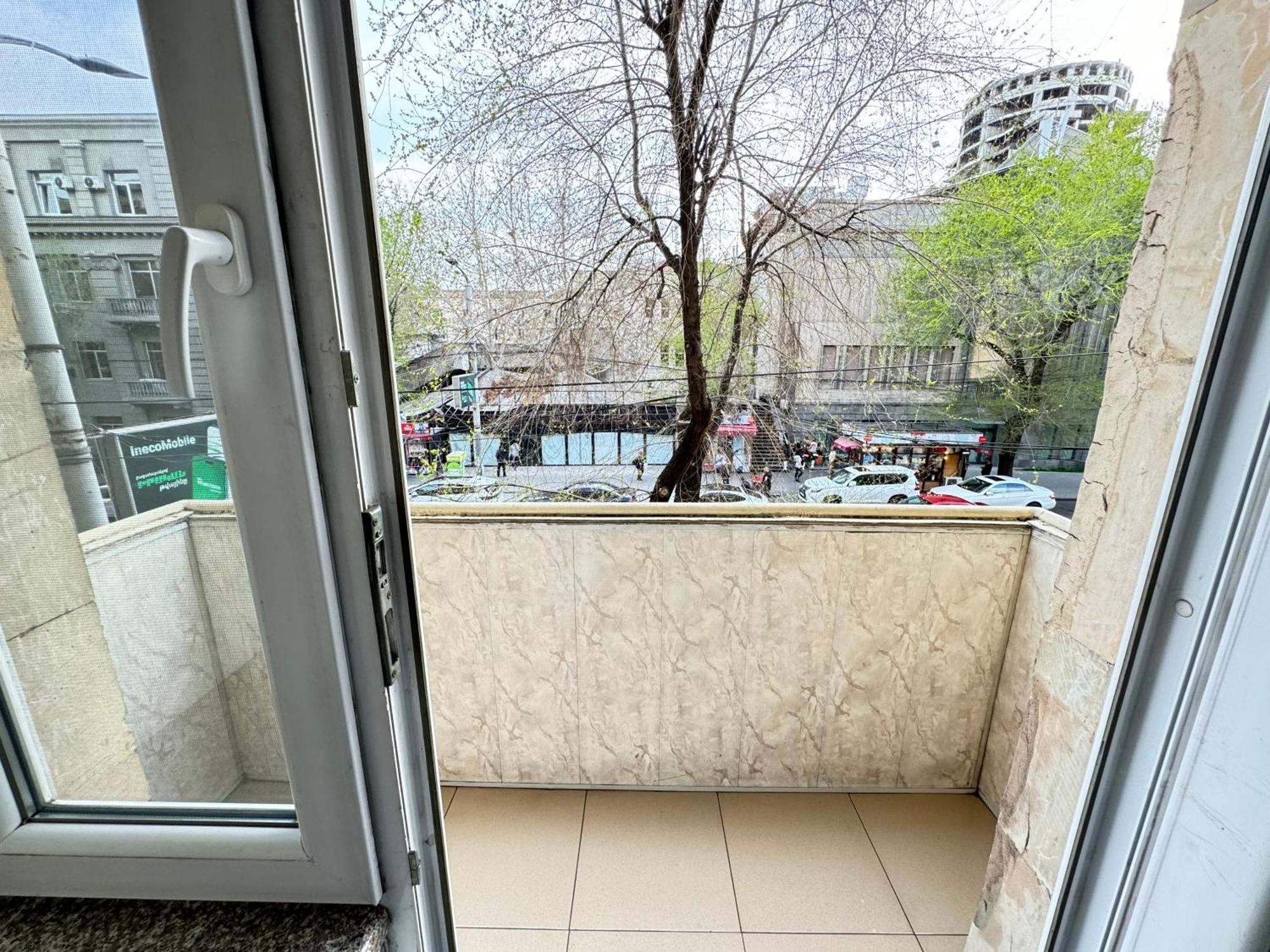 City Center Apartments On Tumanyan Street Yerevan Exterior photo